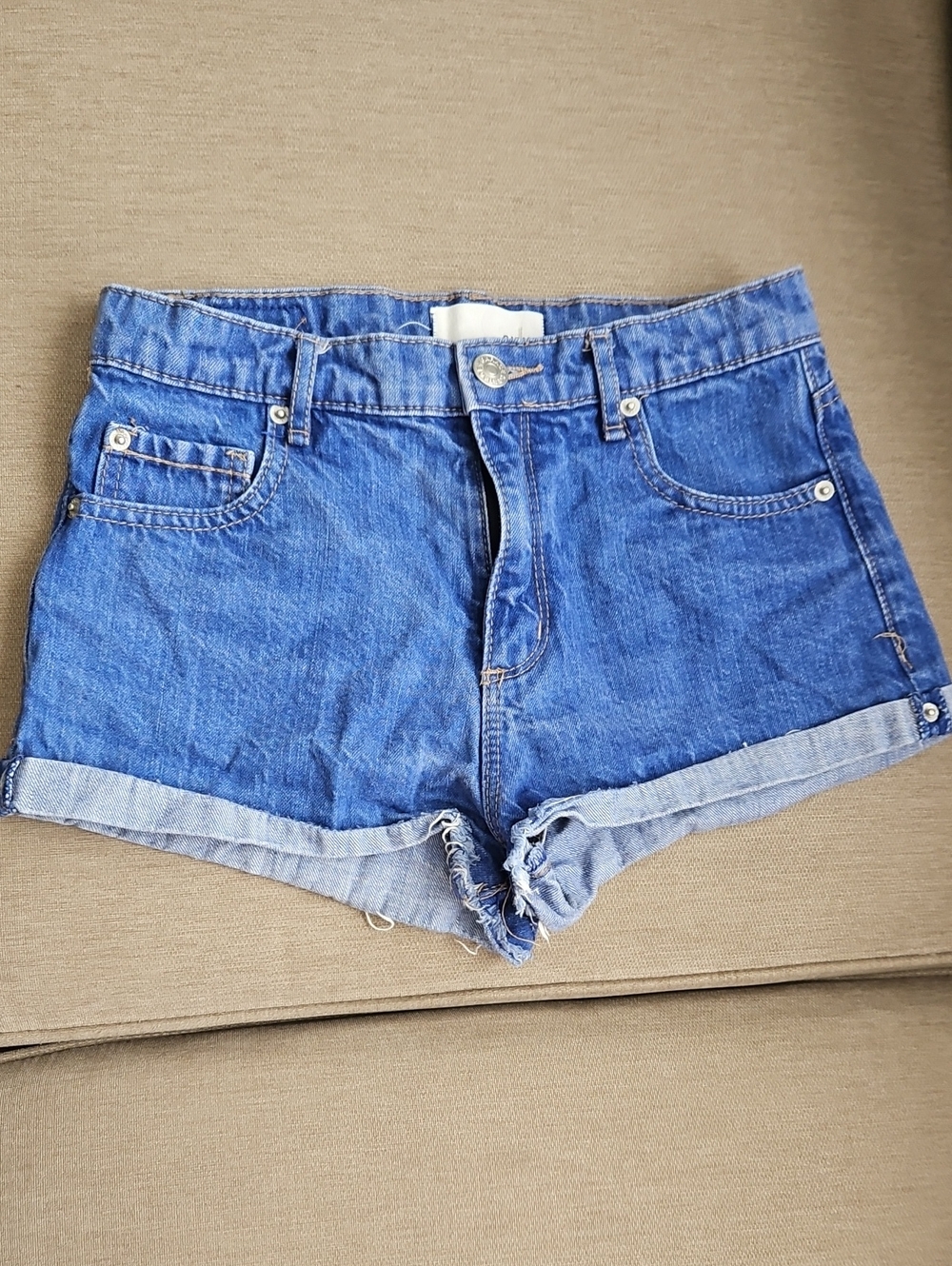 Garage Women’s Blue Rolled Hem Denim Shorts Mid Rise Size 0
